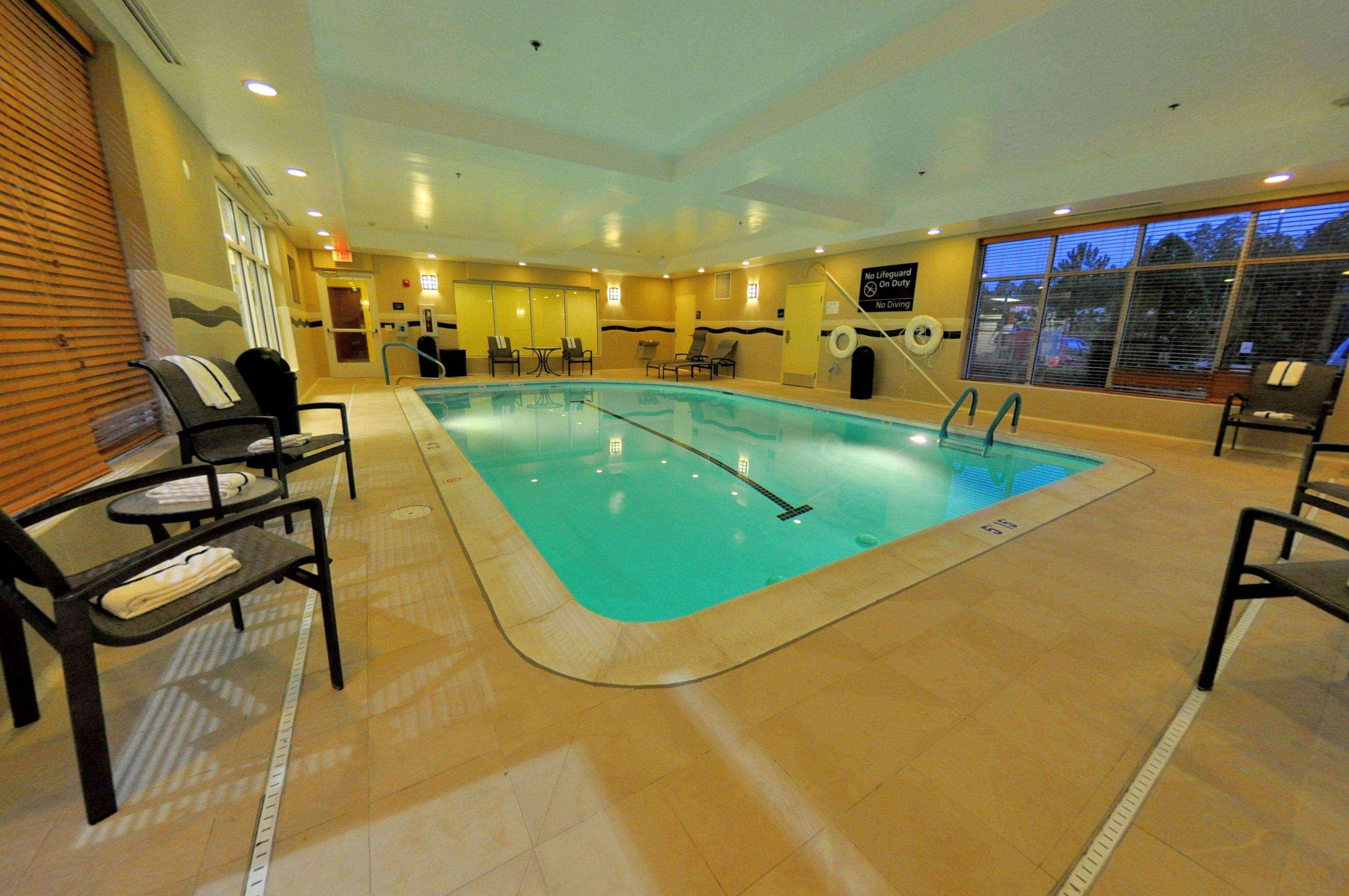 Hampton Inn Richmond - Airport Сандстон Удобства фото